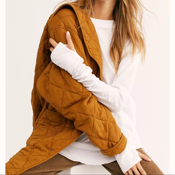 Free People Tops - NWT We The Free Arden Tee